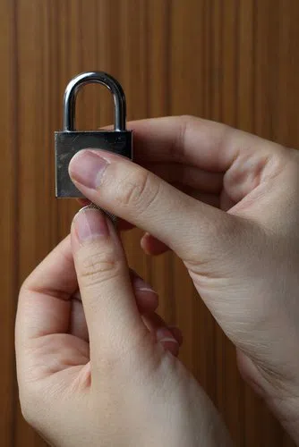 South Glastonbury CT Locksmith Store South Glastonbury, CT 860-342-8001 - residential-lockouts